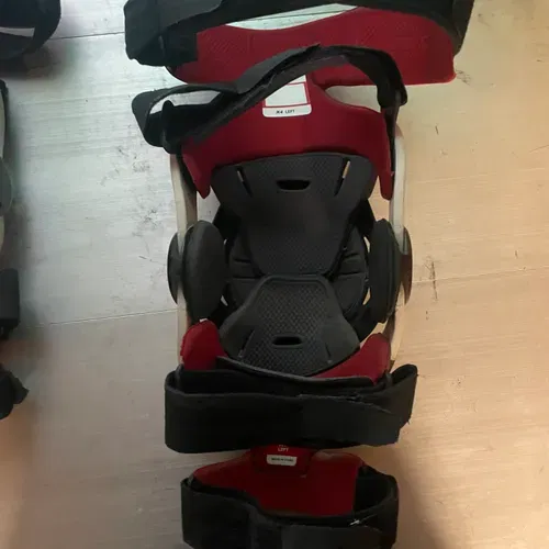 POD K2 knee brace size XL/XXL