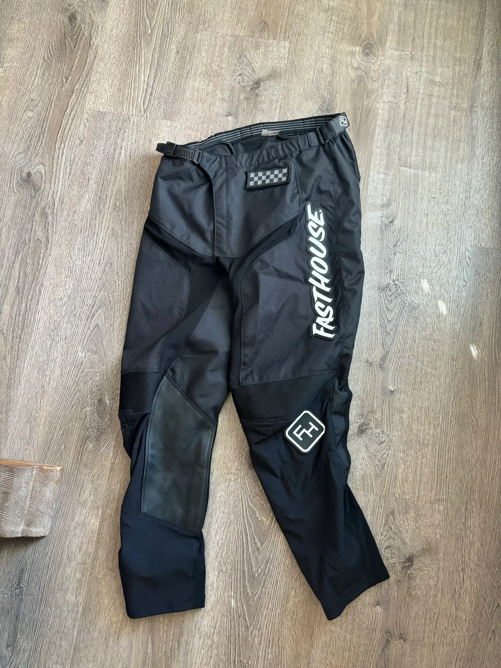 Fasthouse Carbon Pants - Black - Size 34