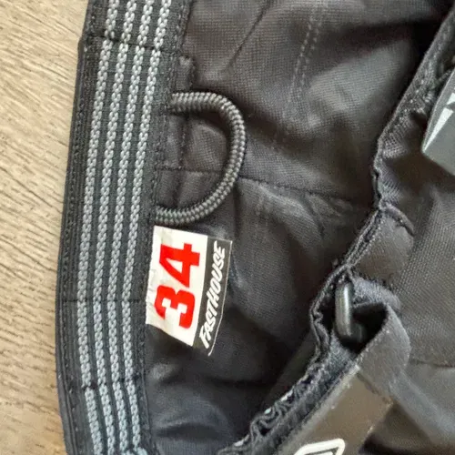 ファストハウス ジャパン] MTBショーツ キッカー (34インチ