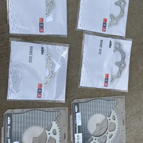 OEM Sprockets An Brake Rotors 