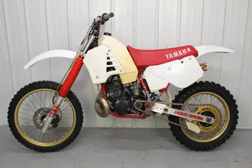 1986 Yamaha YZ250 OEM Swingarm assembly Swing Arm YZ 250 490 86/2