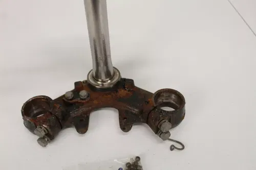 1974 - 1976 Yamaha DT400 Triple Clamps 456-23340-31-33 DT 250 360 400 74 75 76
