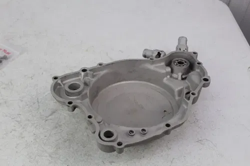 1983 Honda CR250R OEM Clutch Cover 11340-KA4-710 needs repair