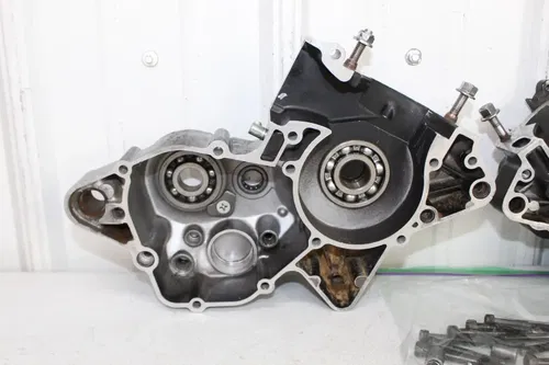 1986 1987 Yamaha YZ125 OEM Crankcase set engine case cases YZ 125 86