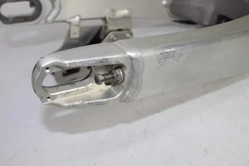 2006 - 2008 Yamaha YZ250F Swingarm 2S2-22110-70-00 Swing Arm YZ 250 F 450 6/14