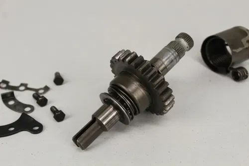 1976 Yamaha DT400 Kickstarter Mechanism Kick Start Gear DT 400 76