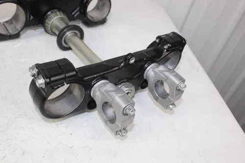 2021 - 2024 Kawasaki KX250 OEM Triple Clamp 1-1/8 bar clamps KX 250 22/2