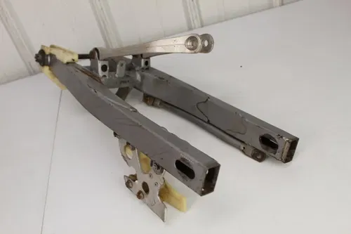 1983 Suzuki RM80 OEM Swingarm assembly 61000-20902-08C Swing Arm RM 80