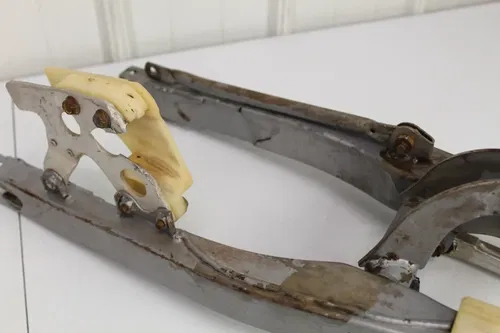 1983 Suzuki RM80 OEM Swingarm assembly 61000-20902-08C Swing Arm RM 80