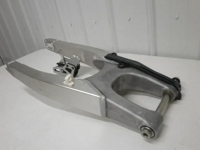 NEW 2015 - 2017 Suzuki RMZ450 Swingarm 61000-28H30 Swing Arm RMZ 450 15 16 17