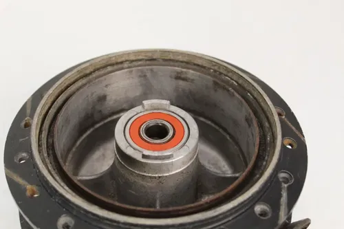 1978 - 1983 Yamaha YZ100 Front Hub 248-25111-00-98 YZ 100 78 - 83 80/1