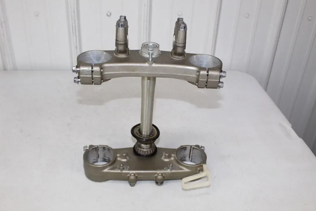 2007 Yamaha YZ250F OEM Triple Clamps YZ250 YZ 250 4 stroke 7/10