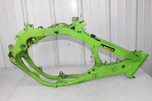 2000 Kawasaki KX125 OEM Frame 32160-1632-CC Chassis KX 125 00/5