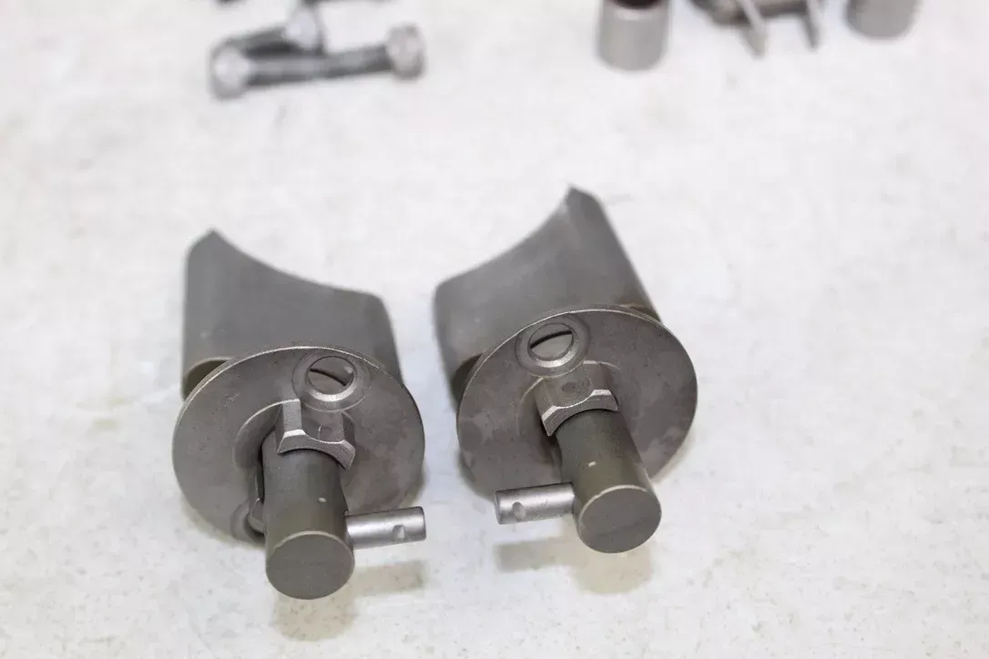 2001 2002 Yamaha YZ125 OEM Cylinder Exhaust Power Valve 2001 2002 Yamaha YZ125 OEM Cylinder Exhaust Power Valve