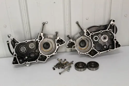 1980 - 1981 Kawasaki KDX175 OEM Engine Crankcase set Case Cases KDX 175