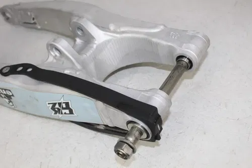 2024 2025 Yamaha YZ250F OEM Swingarm Swing Arm YZ450F 2023 - 2025 (24/2)