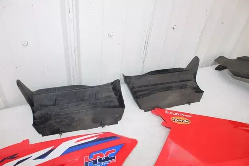 2021 - 2024 Honda CRF450R Plastic Fenders Shrouds Panels Plate CRF250R 22 - 24