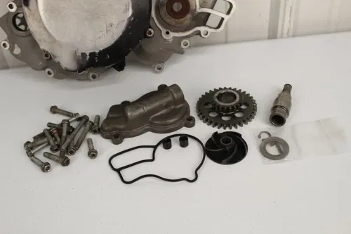 2007 KTM 250 XCF Clutch Cover 77030001044 Inner Outer Water Pump 07 SXF
