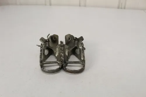 2002 Honda CRF450R Footpegs Foo Pegs Pins Springs CRF450 CRF 450 02 - 16 #8z