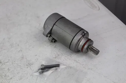 2019 - 2025 Yamaha YZ250F OEM Engine Starter Motor B7B-81890-00-00 YZ 250 4 stk