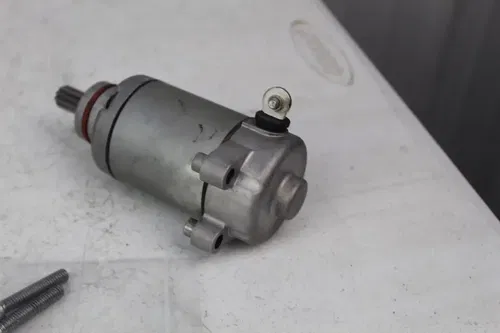 2019 - 2025 Yamaha YZ250F OEM Engine Starter Motor B7B-81890-00-00 YZ 250 4 stk