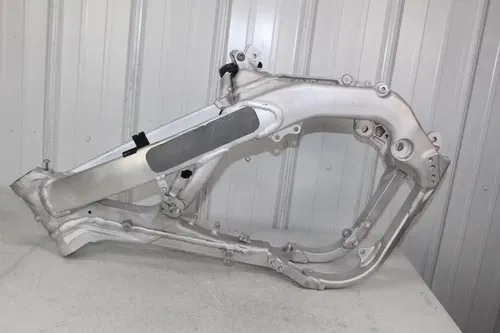 2019 - 2023 Kawasaki KX450 SR OEM Frame 32160-0973 Chassis KX 450 2019 - 2023
