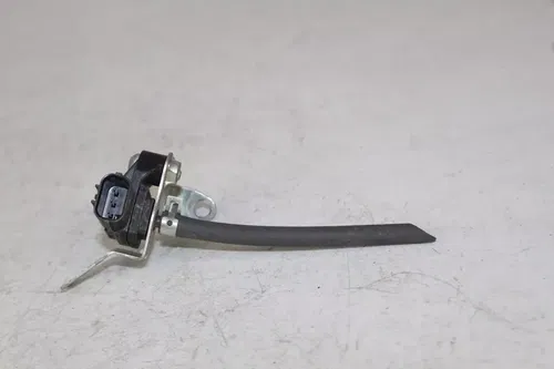 2010 - 2013 Yamaha YZ450F OEM Throttle Body Pressure Sensor YZ450 YZ 450 13/4