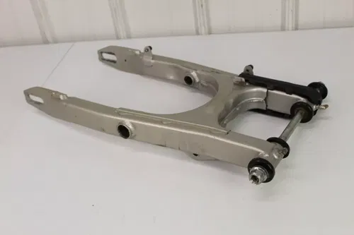 1990 Honda CB125 OEM Swingarm assembly 52100-KC1-000 Swing Arm CB 125 90