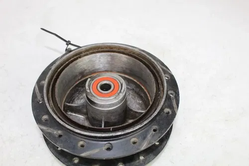 1978 - 1983 Yamaha YZ100 OEM Front Hub 248-25111-00-98 YZ 100 82/4