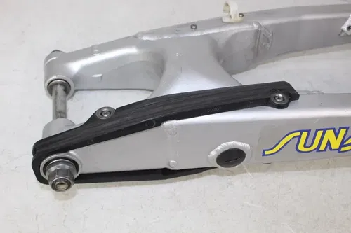 2004 Kawasaki KX250 2-stroke OEM Swingarm Swing Arm 33001-0025-CE KX 250 4/2