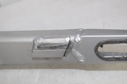 2004 Kawasaki KX250 2-stroke OEM Swingarm Swing Arm 33001-0025-CE KX 250 4/2