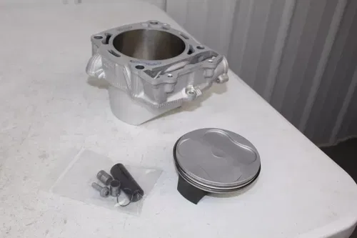 2023 - 2025 Yamaha YZ450F OEM Cylinder with Piston Rings YZ450 YZ 450 23/2