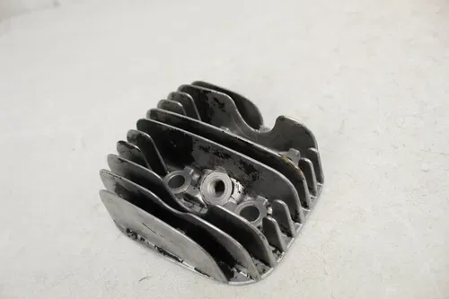 1970 1971 Yamaha HT1 OEM Cylinder Head 276-11111-01-94 HT1B HT1BM 70 71