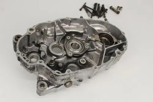 1976 Yamaha DT400 OEM Right Crankcase Engine Case 498-15121-01-00 76 DT 250 400