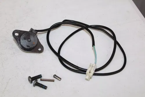 パネライ 希少 YZ250F Yamaha 2005 - 2003 OEM 5TA-82540-00-00 Switch Neutral その他
