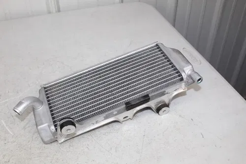 2024 2025 Yamaha YZ250F OEM Left Radiator BHR-1240A-00-00 YZ 250 F 450 25/2