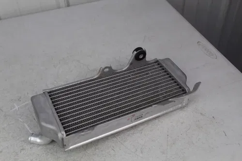 2024 2025 Yamaha YZ250F OEM Left Radiator BHR-1240A-00-00 YZ 250 F 450 25/2