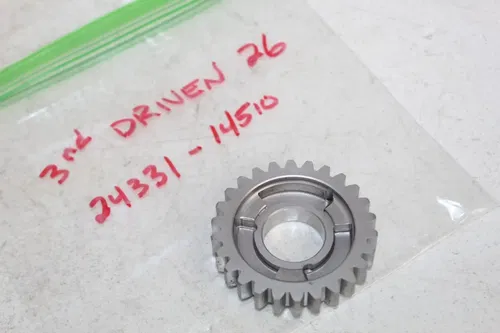 1985 Suzuki RM125 OEM 3rd Driven Gear 24331-14510 RM 125 85/1