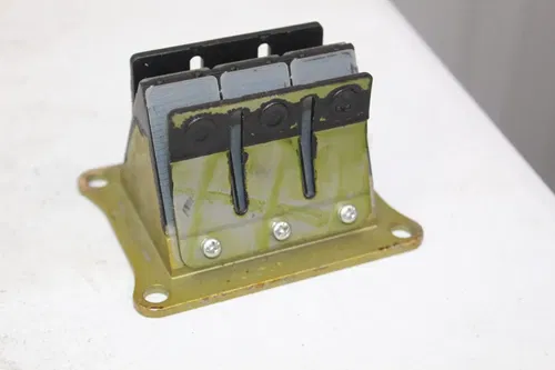 1993 - 1997 Honda CR125 OEM Reed Cage Valve assembly Reeds CR 125 93 - 97 Z