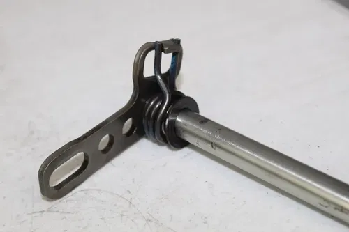2010 - 2013 Yamaha YZ450F OEM Shift Shaft 33D-18101-00-00 YZ450 YZ 450 13/4