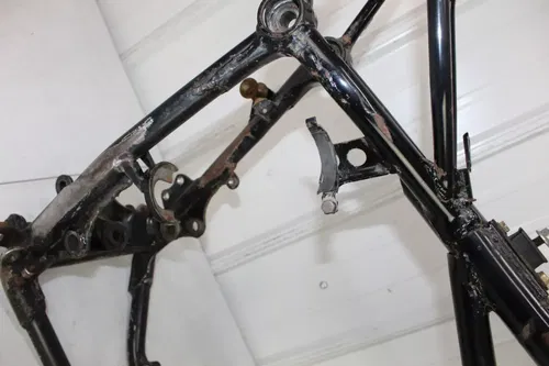 1984 Kawasaki KX125 OEM Frame 32002-1683 Chassis KX 125 84/3