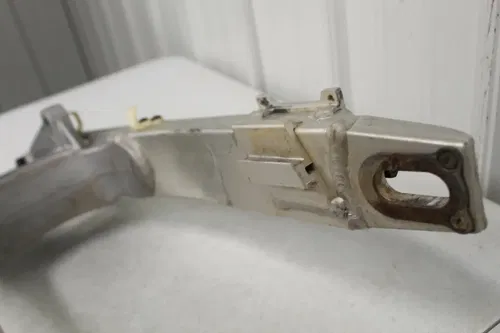 1993 - 1995 Suzuki RM250 OEM Swingarm 61000-28E11 Swing Arm RM 125 250 95/3