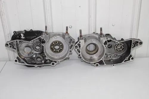 1983 Honda CR250 OEM Crankcase Set Engine Cases Case right left CR 250 83/Z1