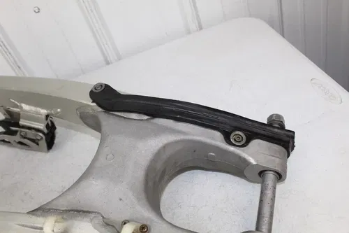 2003 2004 Yamaha YZ250 Swing Arm Modified for 2009+ 25mm axle YZ 250 450 3/3