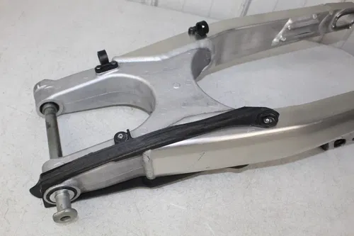 2021 - 2024 HONDA CRF450R OEM Swingarm Swing Arm CRF250R 22-24 CRF 250 450 23/2