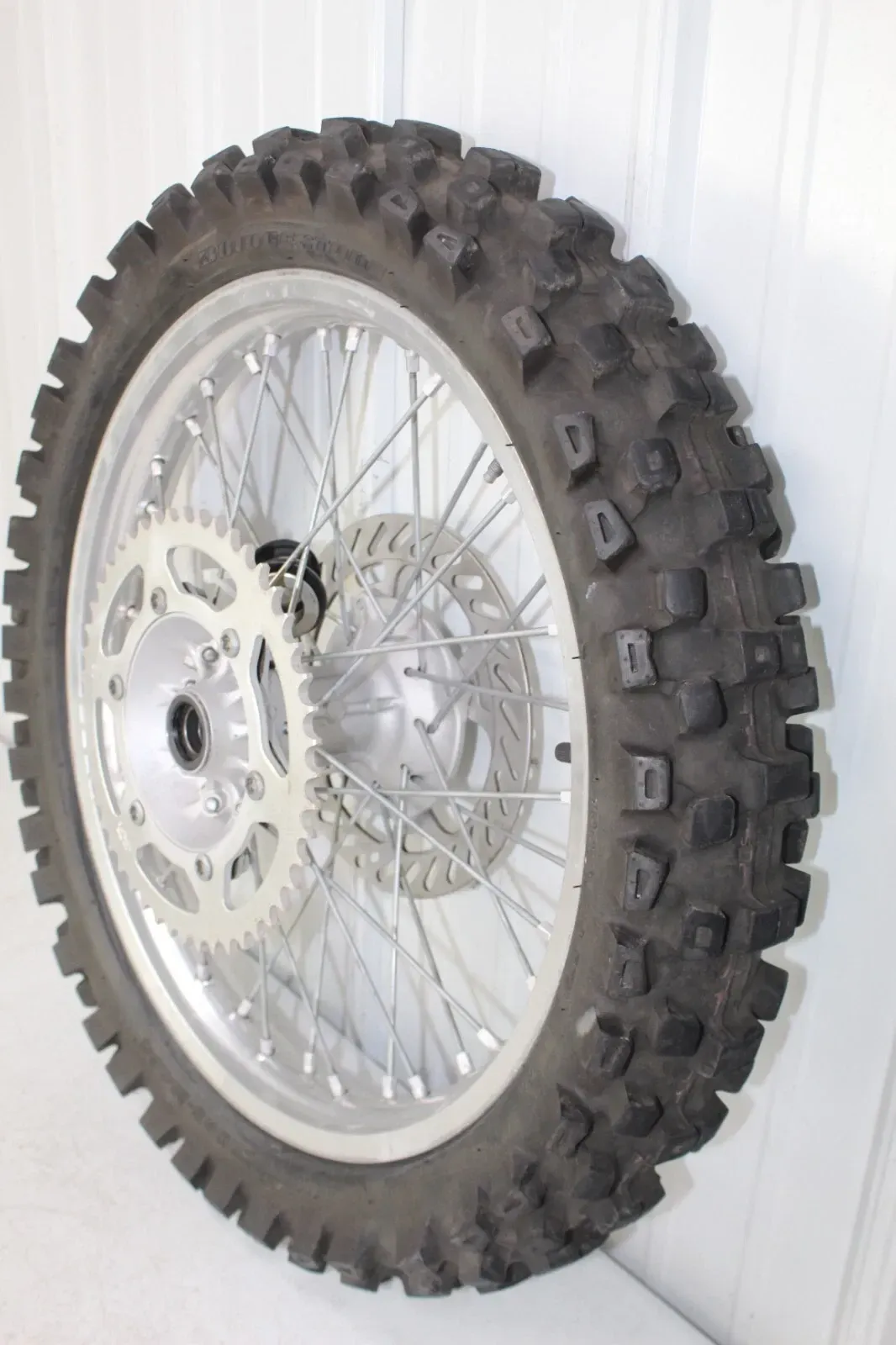 2004 2005 Kawasaki KX250F OEM Rear Wheel assembly KX Suzuki RMZ 250 04 - 06 4/3