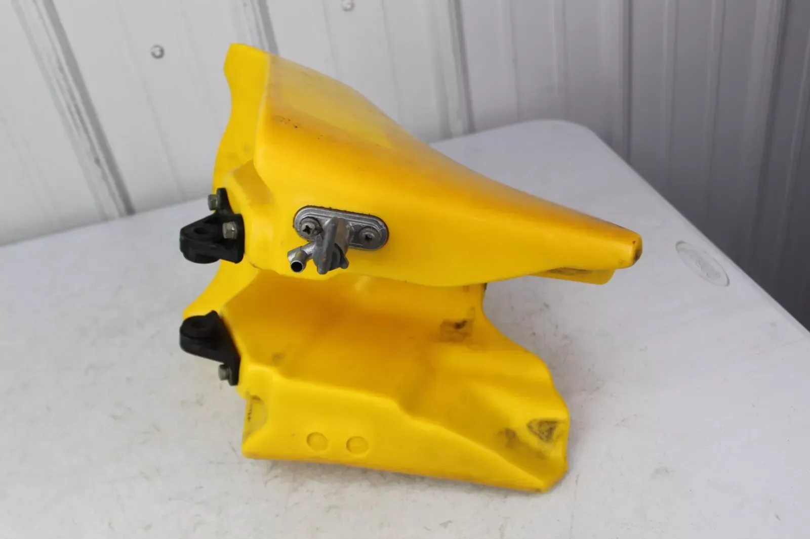 1983 Yamaha YZ125 OEM Gas Fuel Tank 24X-24110-00-00 Cap