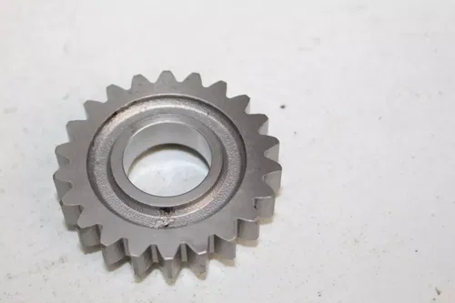 1985 Suzuki RM125 OEM 6th Drive Gear 24261-14510 RM 125 85/1