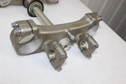 2007 Yamaha YZ250F OEM Triple Clamps YZ250 YZ 250 4 stroke 7/10