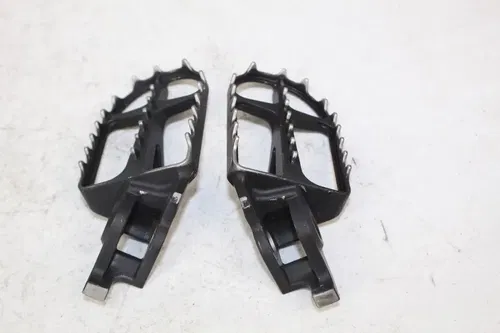 2019 - 2025 Kawasaki KX450 OEM Foot Pegs Springs Pins KX 250 450 23SR